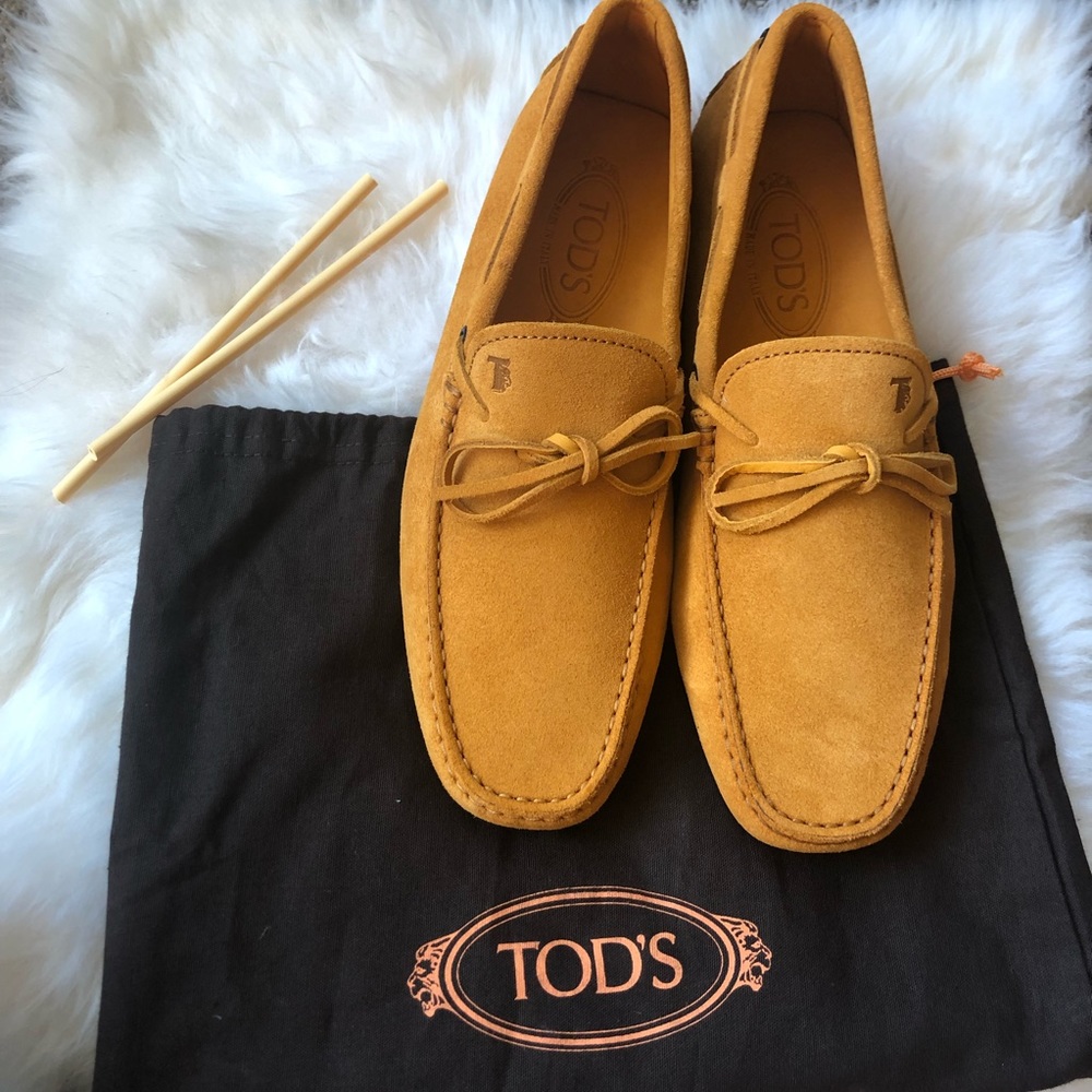 Brand new Tod men suede driving shoes in size 7